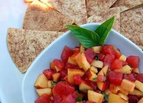 吃瓜最新吃法视频,揭秘吃瓜最新吃法视频走红背后的秘密